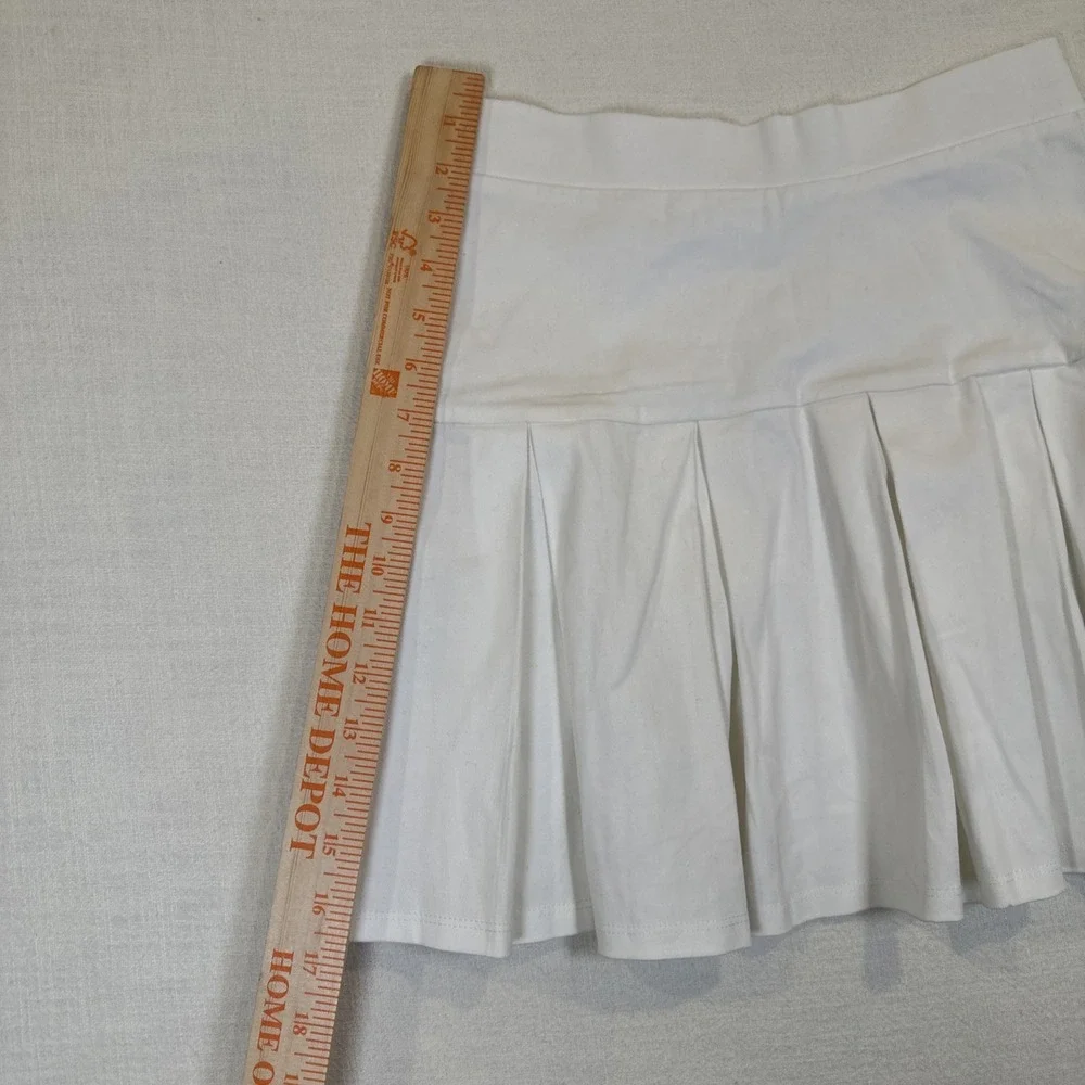 Full Tilt White Mini Skirt Flare Pleated Preppy Stretch Size Small - Picture 6 of 9